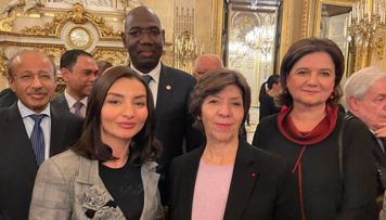 leyla-abdullayeva-fransanin-xarici-isler-naziri-ile-gorusdu-foto